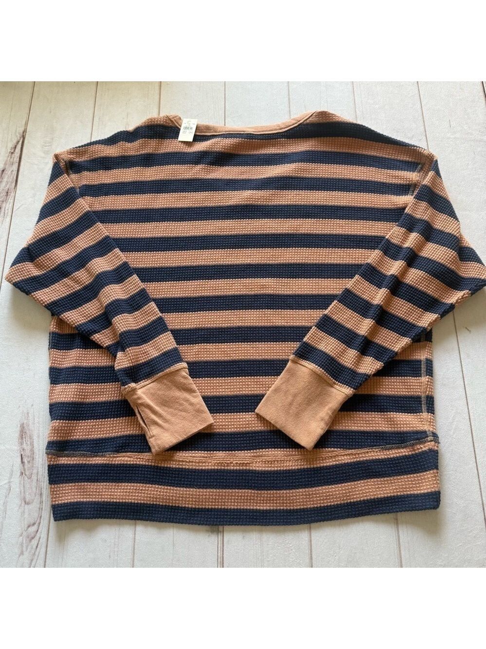 NWT OFFLINE By Aerie Wow! Waffle Oversized T-Shirt Striped V-Neck Tan Sweater S - Picture 7 of 16